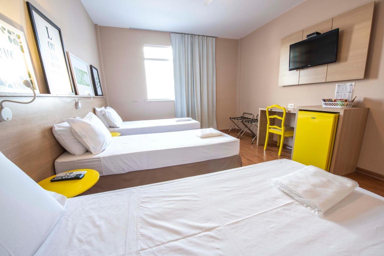 Hotel Santiago Centro เตเรซอโปลิส ภายนอก รูปภาพ