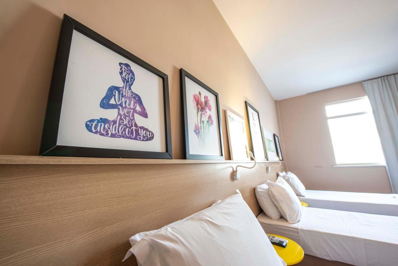 Hotel Santiago Centro เตเรซอโปลิส ภายนอก รูปภาพ