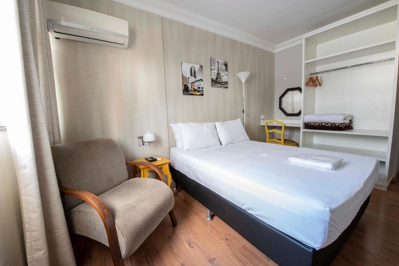 Hotel Santiago Centro เตเรซอโปลิส ภายนอก รูปภาพ