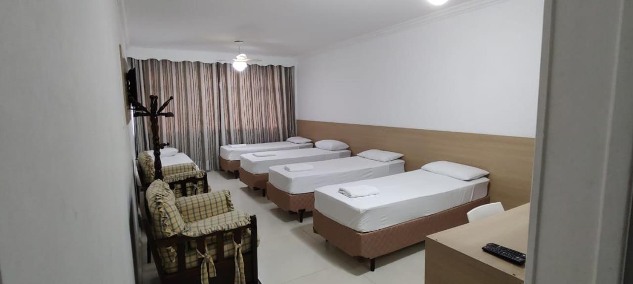 Hotel Santiago Centro เตเรซอโปลิส ภายนอก รูปภาพ