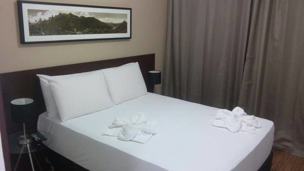 Hotel Santiago Centro เตเรซอโปลิส ภายนอก รูปภาพ